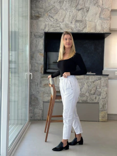 Sapato recortado Charlote preto na internet