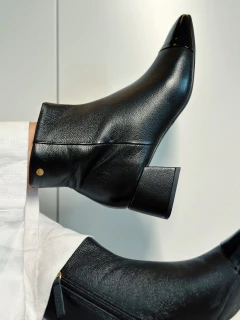 Bota Rosana Black na internet