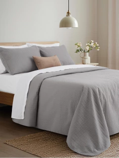 Cubrecama Set Zenon Liso De 3 Piezas Micromatelaseado Sonic 2 1/2 Pl JEAN CARTIER - comprar online