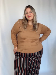 Blusa Básica Helena - comprar online