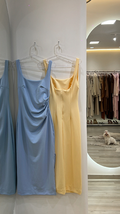 Imagem do VESTIDO MÍDI AREZZO