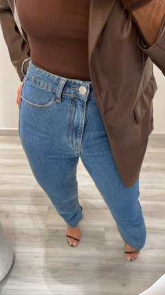CALÇA JEANS RETA CLASSIC
