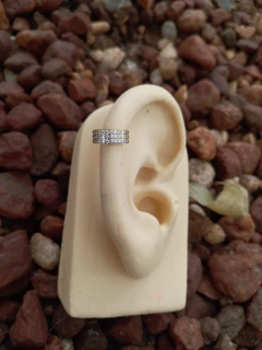 Segmento titânio zircônia gold 8mm - atacadowwpiercings