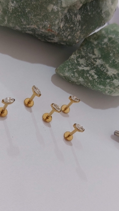 Labret titânio zircônia PVD Gold. Haste 8mm. na internet