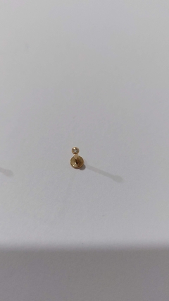 Labret titânio PVD gold. Pedra 2MM. Haste 8mm. - loja online