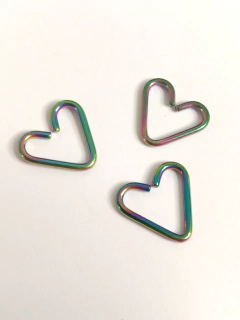 Coração anodizado titânio 8mm. J25 - comprar online