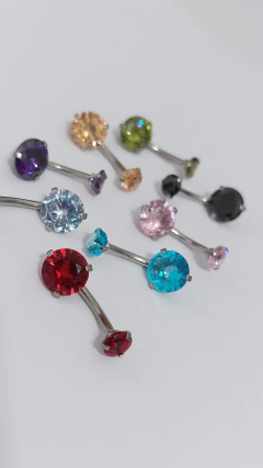 Bananabell aço cirúrgico pedra zircônia vermelha. - comprar online