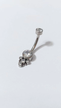 Bananabell titânio pedras zircônia e esferas. Cod J35 na internet