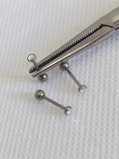 Labret titânio (0.8mm)8mm espessura, rosca externa. na internet