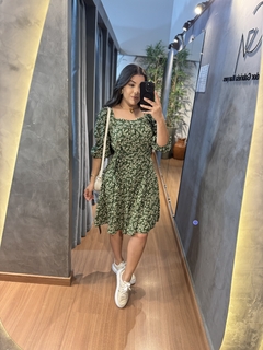 2870- Vestido curto floral Zara *Decote quadrado* - Loja Gabriela Marques