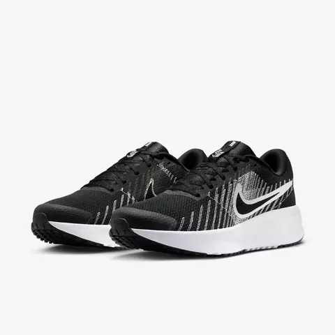 Tênis Nike Run Defy Feminino visto de lado
