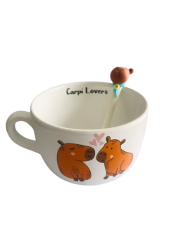 CAPYBARA LOVER CON CUCHARA en internet