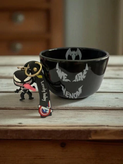 VENOM + LLAVERO - comprar online