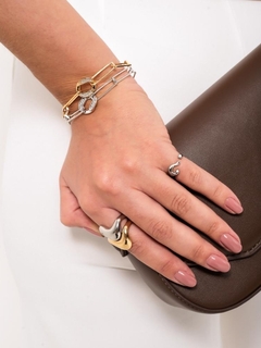 PULSEIRA ELOS OVAIS COM PINGENTE ZIRCONIA - comprar online