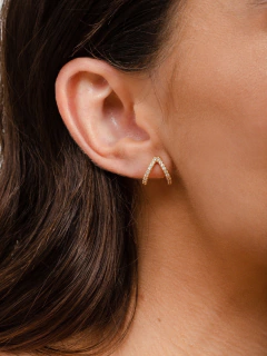 BRINCO VITORIA COM ZIRCONIA en internet