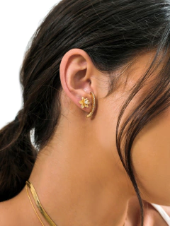 BRINCO EAR HOOK CRAVEJADO - comprar online