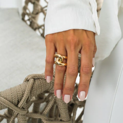 ANEL ENTRELAÇADO LISO OURO - comprar online