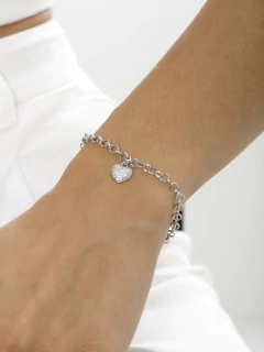Imagem do PULSEIRA ELOS PORTUGUES COM PINGENTE CORAÇÃO