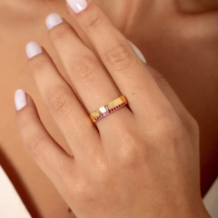ANEL ZIRCONIA RUBI AMOR