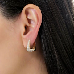 Brinco triangular cravejado 