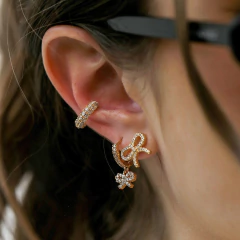 Image of PIERCING FAKE TUBO COM ZIRCONIA