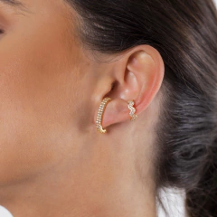 BRINCO EAR HOOK 2 FILEIRAS CRAVEJADAS