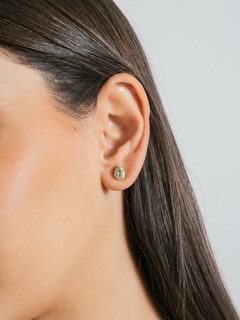 BRINCO DELICADO GOTA COM DETALHE CRAVEJADO OURO - online store