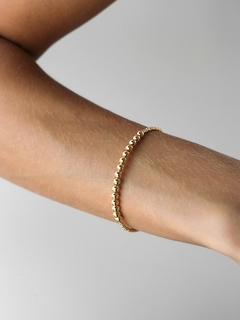 BRACELETE ARO COM ESFERAS