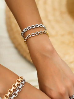 Imagem do PULSEIRA ELOS QUADRADO COM ZIRCONIA