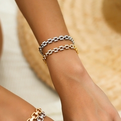 PULSEIRA ELOS QUADRADO COM ZIRCONIA - online store