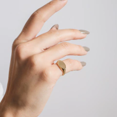 ANEL DEDINHO OVAL LISO AJUSTAVEL