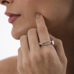 ANILLO GEOMÉTRICO LISO - Adrélle Semijoias