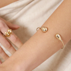Bracelete aro gota lisa