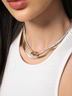 Image of CHOKER RIVIERA CRISTAL CRAVAÇÃO 3 PONTOS