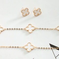 Imagen de COLAR TREVOS VIRGINIA BANHO OURO 18K