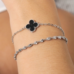 PULSEIRA TREVO VIRGINIA RODIO BRANCO