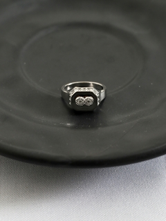 ANEL QUADRADO COM INFINITO DELICADO CRAVEJADO OURO18K - comprar online