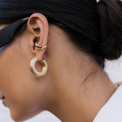 BRINCO ARGOLA TUBO TRABALHADA