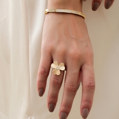 ANEL FLOWER TRABALHADO COM CRISTAIS RODIO - comprar online