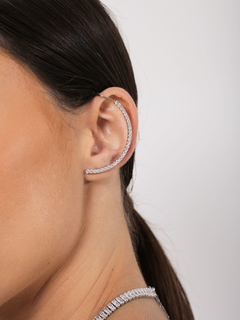 BRINCO EAR CUFF COM ZIRCONIAS ELEGANCE en internet