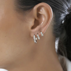 BRINCO TRIO LISO COM DETALHE EM ZIRCONIA on internet