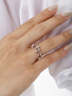 ANEL PREGO AJUSTÁVEL COM ZIRCONIAS CRISTAL en internet