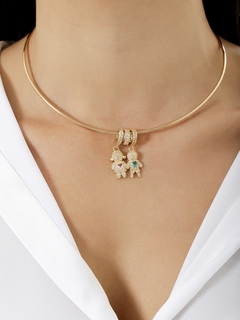 Imagen de PINGENTE MENINO CRAVEJADO OURO 18K