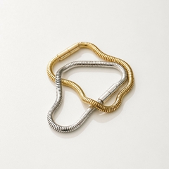 Imagen de PULSEIRA MALHA ROLIÇA FECHO IMÃ