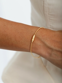 PULSEIRA CORDA FECHO IMÃ on internet