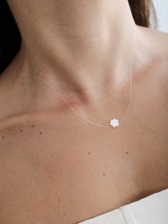 CHOKER PATINHA MADREPEROLA FIO NYLON en internet