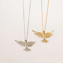 Colar com pingente cravejado em zircônias do Espírito Santo, banhado a Ouro 18k ou Ródio Branco.