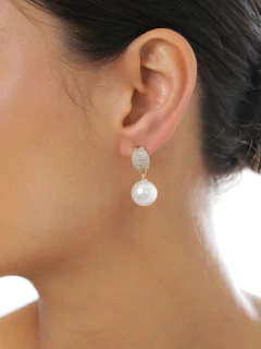 BRINCO PÉROLA PENDULO E CRAVEJADO - tienda online