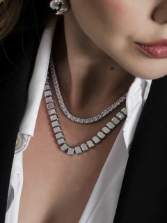 COLAR ELOS RADIANCE na internet