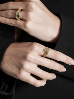 ANEL TRIANGULAR AJUSTÁVEL MUSE